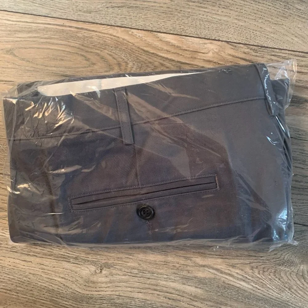 NWT LANDS' END MEN'S COMFORT WAIST CHINO PANTS CHARCOAL (GRAY) 42X29‎